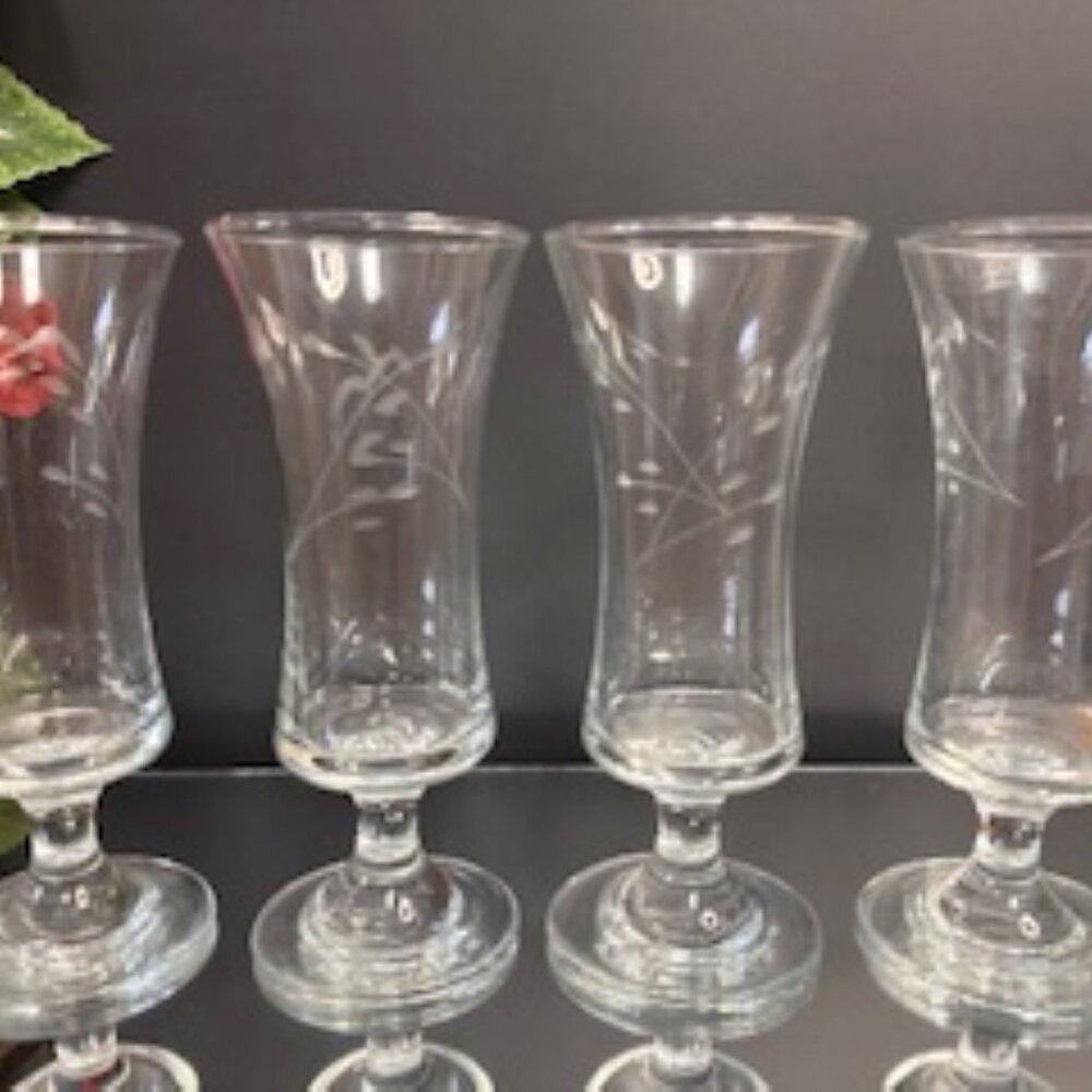 Set of 4 Vintage Floral‎ Etched Stemmed Glasses Elegant 4 oz Cocktail or Dessert